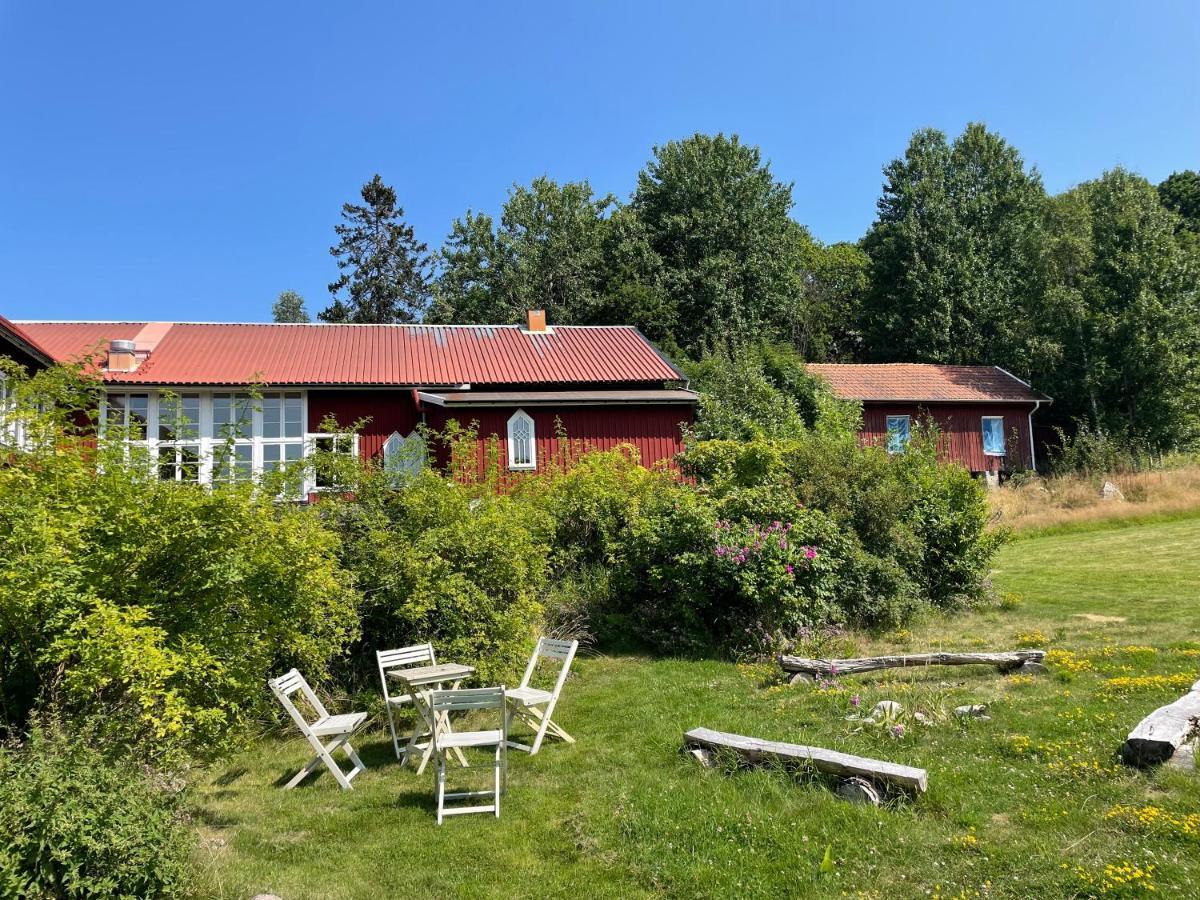 Summer Bnb Kaerlingesund Retreat Center Bed and Breakfast Uddevalla Esterno foto